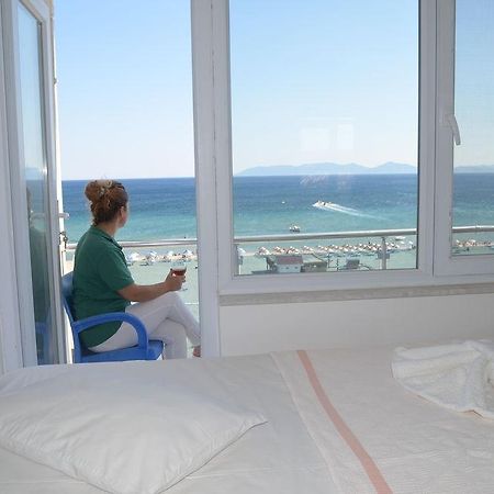 Yasmin Hotel ไอวาลิค ภายนอก รูปภาพ