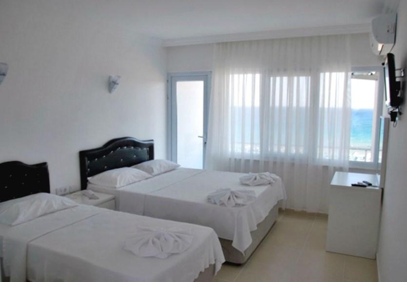 Yasmin Hotel ไอวาลิค ภายนอก รูปภาพ