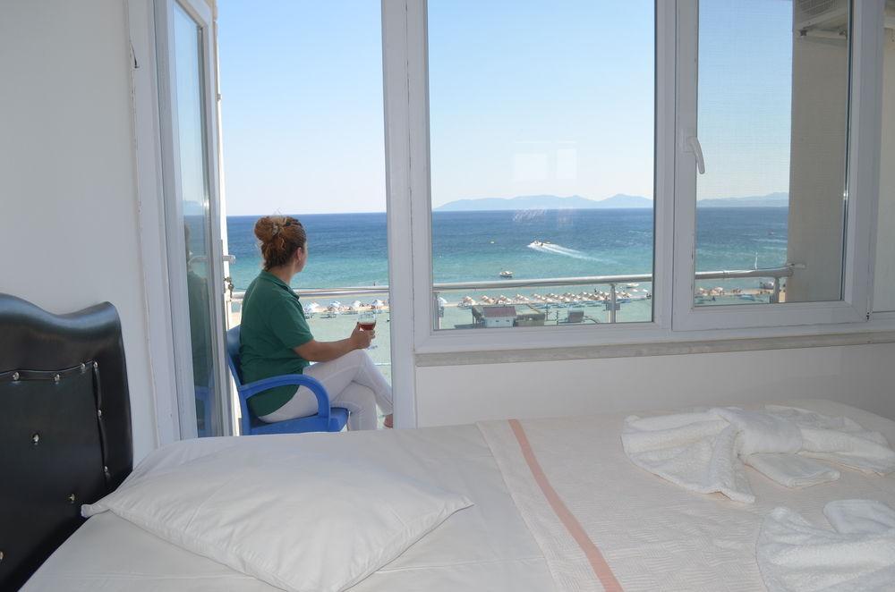 Yasmin Hotel ไอวาลิค ภายนอก รูปภาพ