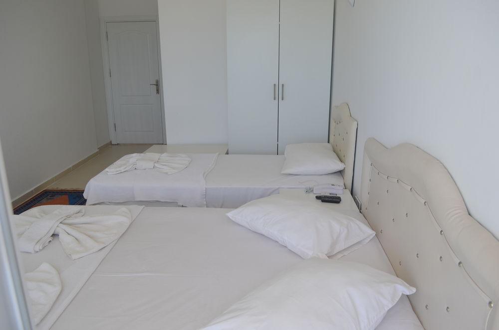 Yasmin Hotel ไอวาลิค ภายนอก รูปภาพ