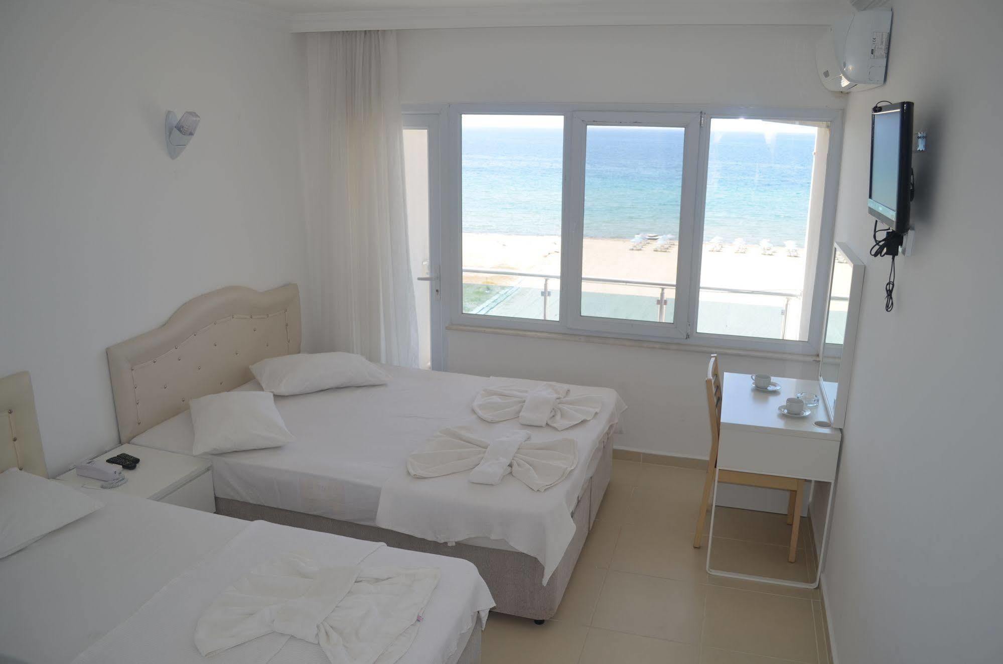Yasmin Hotel ไอวาลิค ภายนอก รูปภาพ